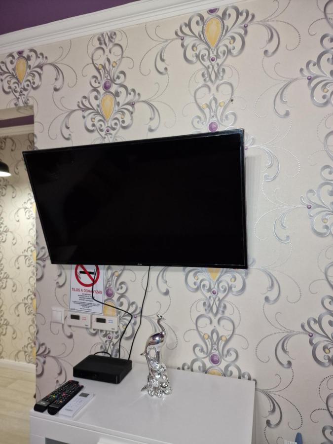 Kleopatra Apartman Hajduszoboszlo Bagian luar foto